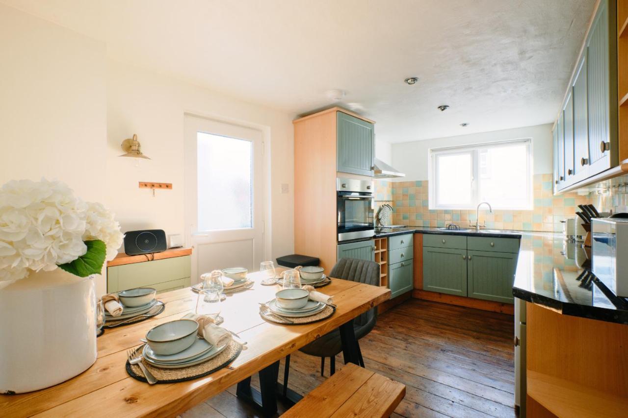 Finest Retreats - Scallop Cottage Porthleven Exterior photo